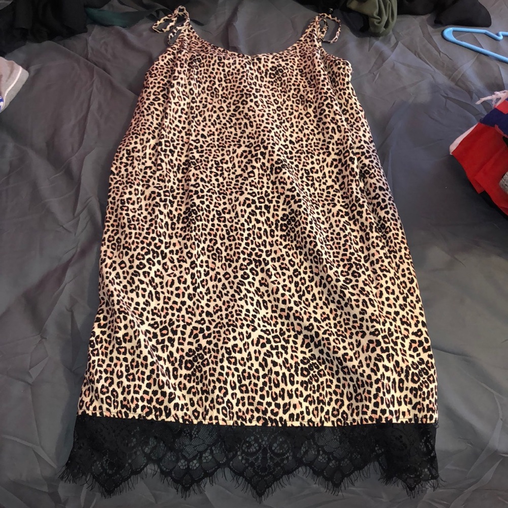 Spaghetti strap leopard print shift dress